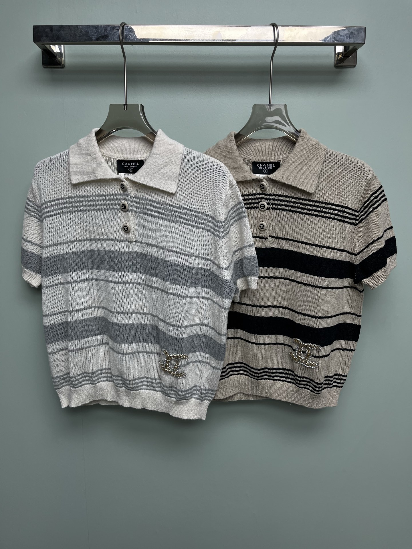 Women's short sleeves